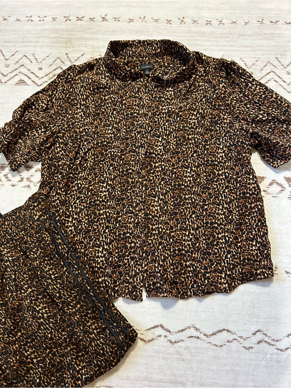 Talbots Leopard Print Wide Leg Luxury Set Button Up Top XL - Picture 2 of 9